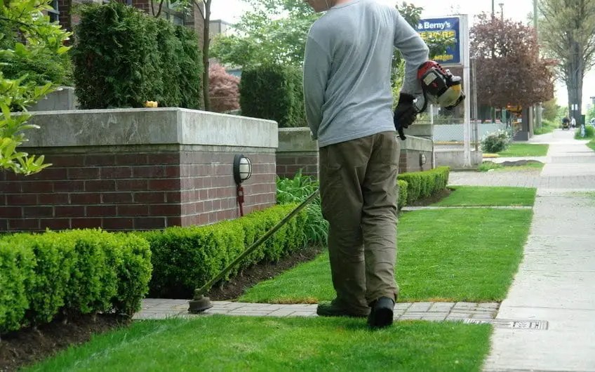 How To Dress Properly When Weed Whacking With An Electric Weed Eater