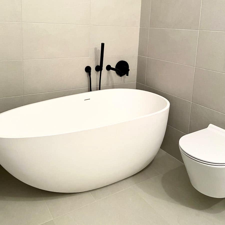 Large Freestanding Bathtub Model BW01XL Badeloft USA