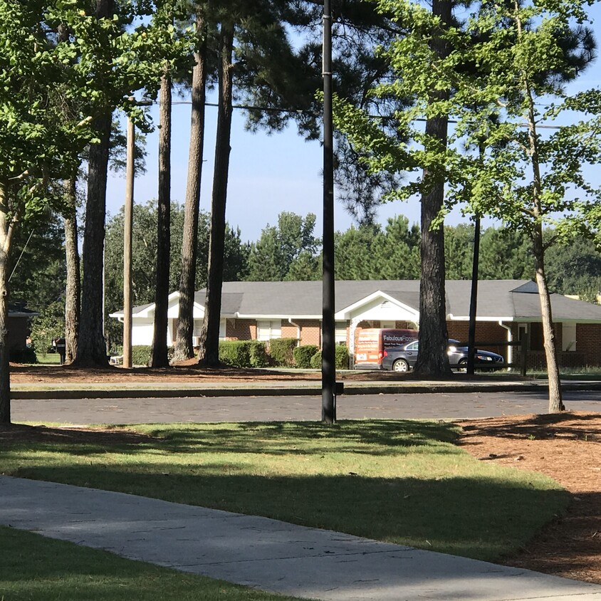 2057 Rosebud Rd Grayson, GA.⬅100 leased Duplex for sale! SOLD Bagley