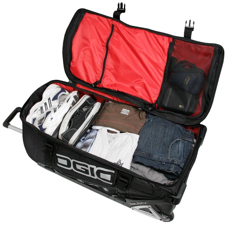 Ogio 9800 Gear Bag. OGIO 121001_03 Black Rig 9800 Wheeled Bag.