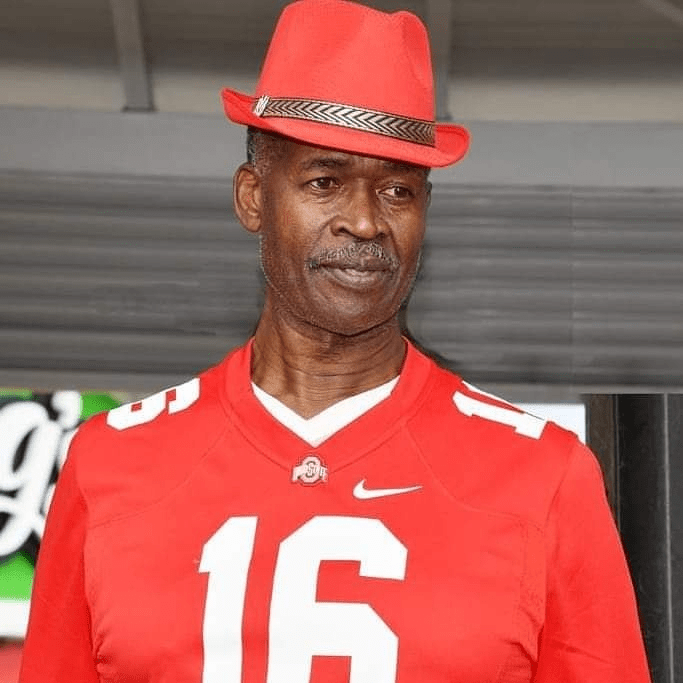 PLP PAYS TRIBUTE TO BASKETBALL STAR AND SAXON, PETER GILCUD, WHO PASSED