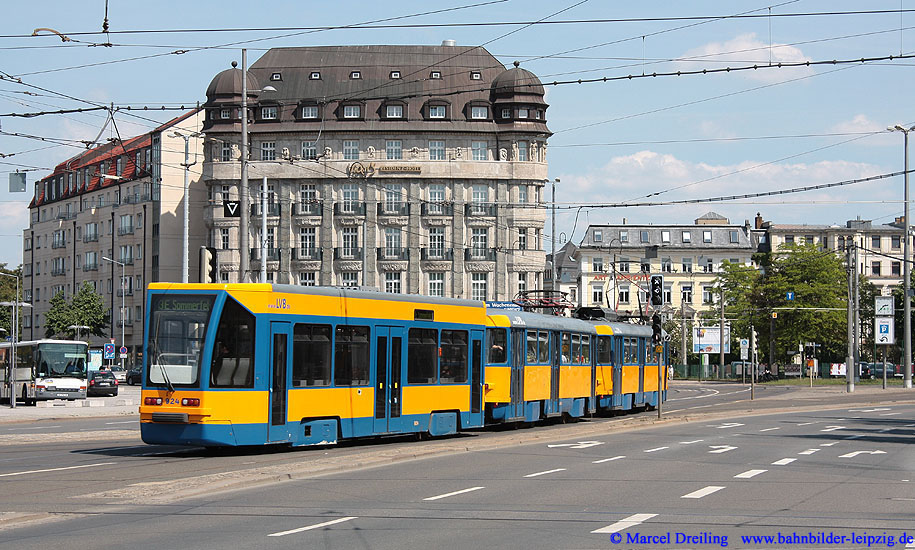 LVB 924+2069+2189 am Hauptbahnhof