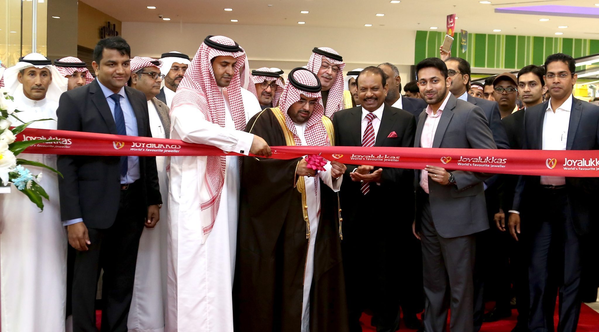 Joyalukkas opens showroom in Dammam, KSA