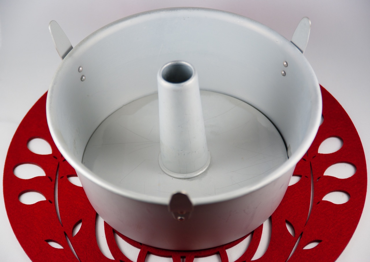 Angel food cake pan Bakepedia Baking Encyclopedia