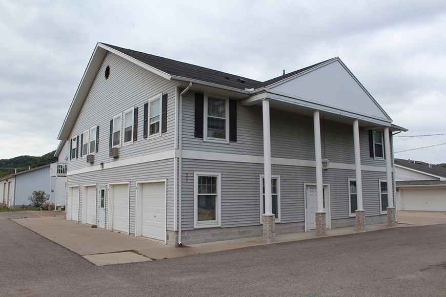 Winona Apartment Rental 950 49th Ave, Winona MN BakerApts