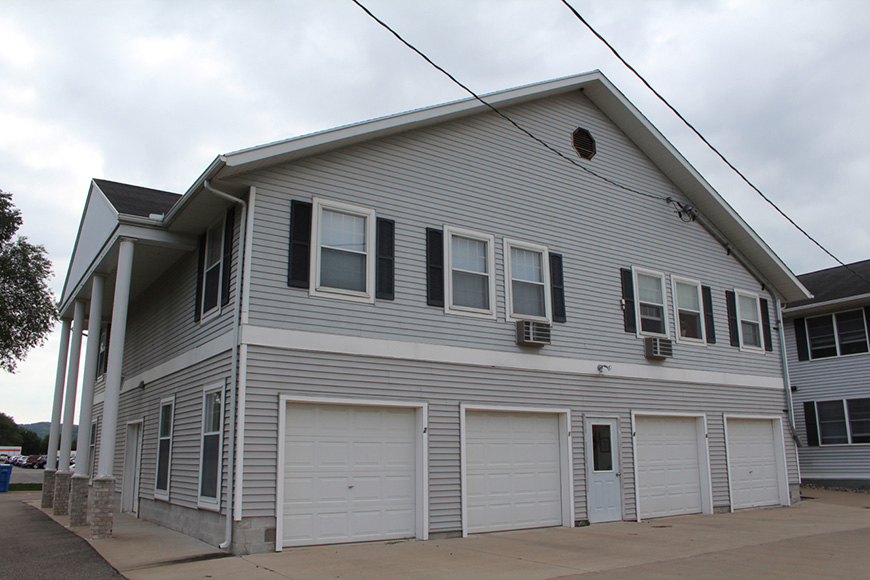 1 Bed Goodview Apartment 950 49th Ave, Winona MN BakerApts