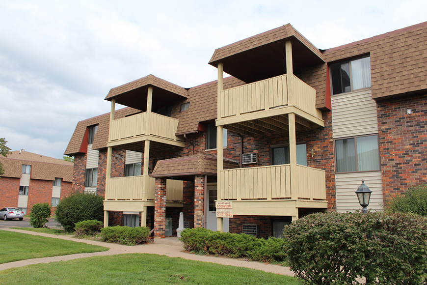2 Bed Apartments in Goodview MN 5120 West 7th Baker Apartments