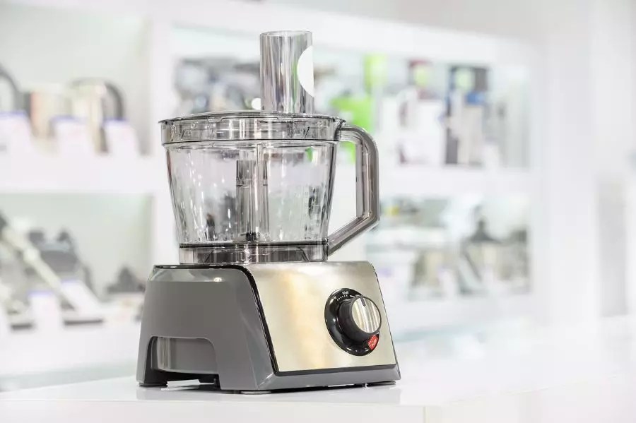 Best Food Processor for Baking (Knead Bread, Mix Batter, and More