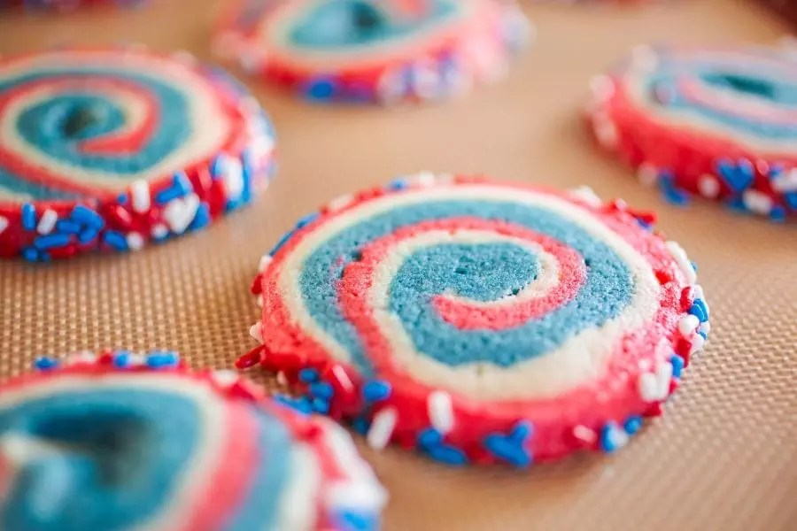 1 Simple Tips To Get Sprinkles To Stick To Your Cookies - Baking Kneads, Llc