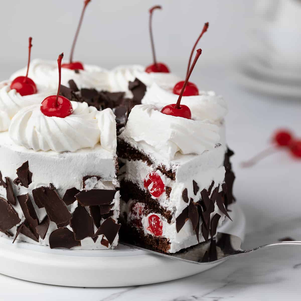 Update more than 127 black forest cake decoration ideas super hot seven.edu.vn