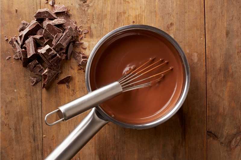 How To Store Leftover Melted Chocolate Can You Reuse It Baking Nook