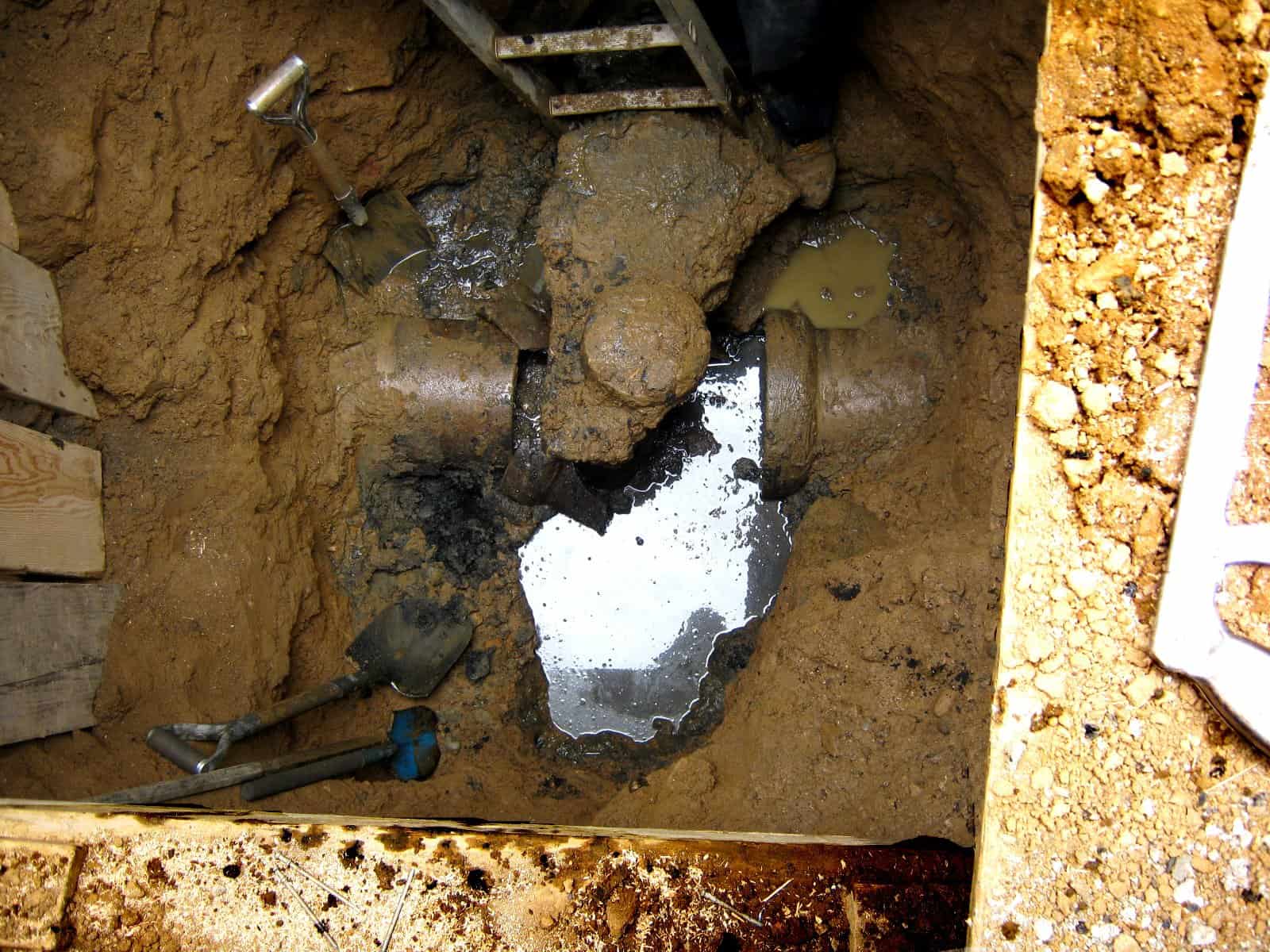 Helpful Broken Sewer Pipe Repair Facts And Information
