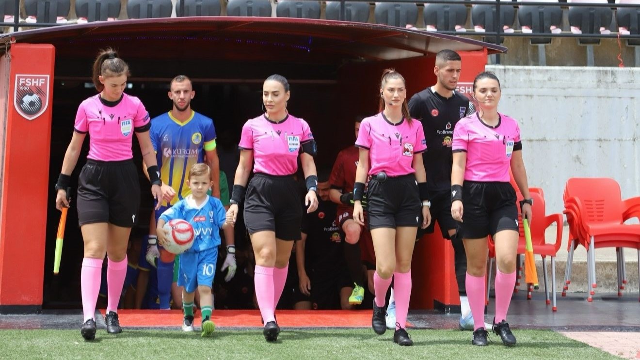 Emanuela Rusta & tre arbitre të tjera shqiptare vendosin drejtësi në UEFA Women’s Europa Cup