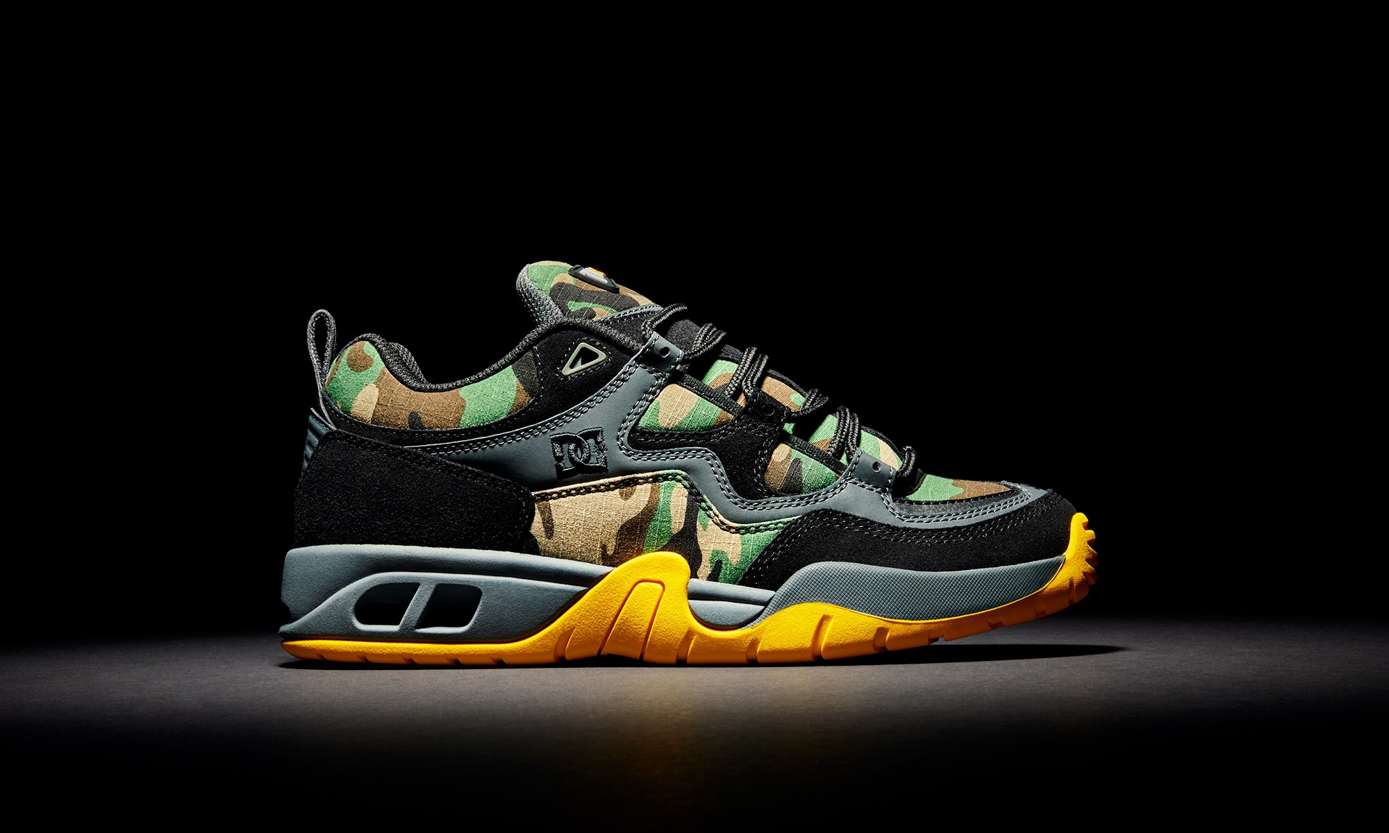 DC Shoes e a revista Thrasher se unem para celebrar o 25º aniversário