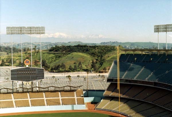 Dodger Stadium, Los Angeles Dodgers ballpark Ballparks of Baseball