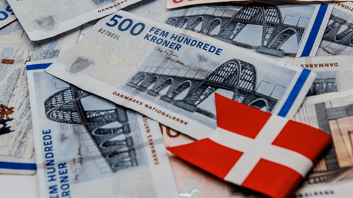 Denmark Not to be Confused With the Dutch Banknote World(015)