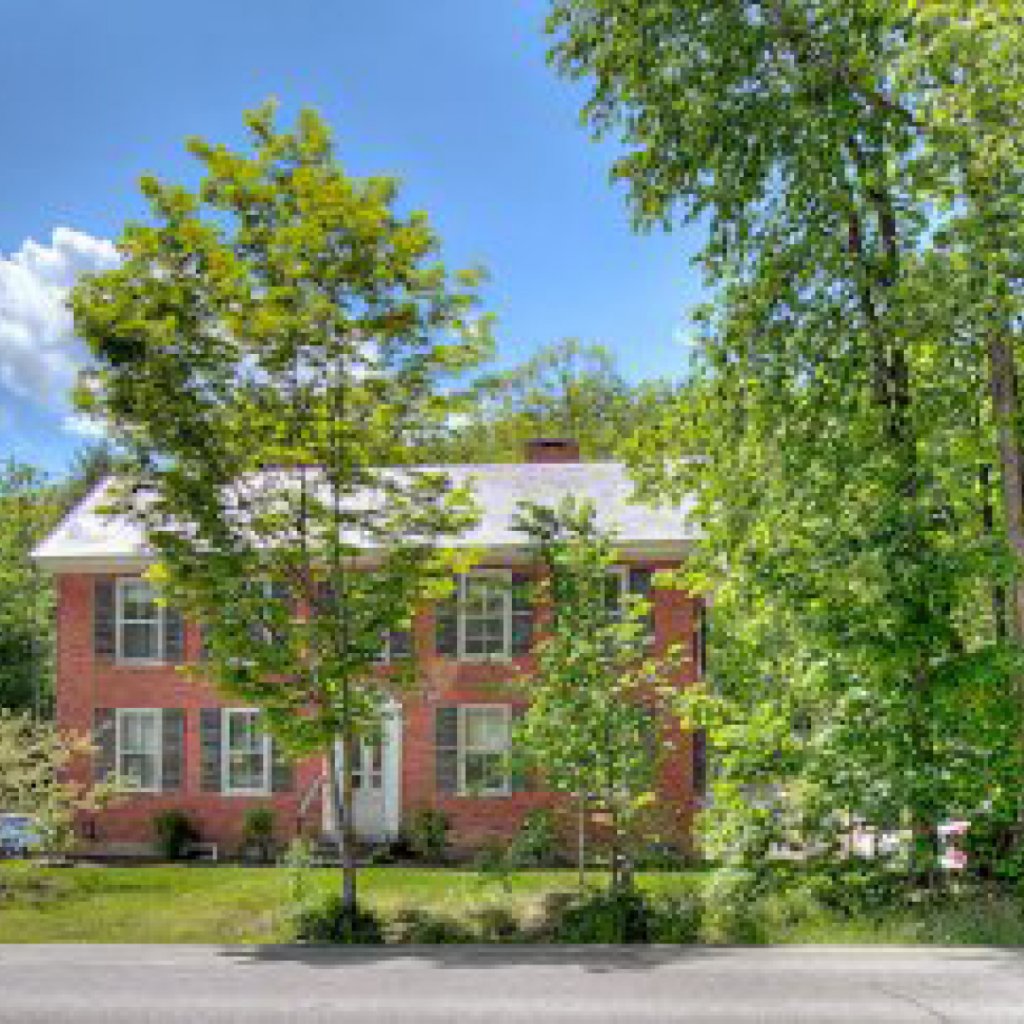 Lake Sunapee, NH Residence Banwell Architects