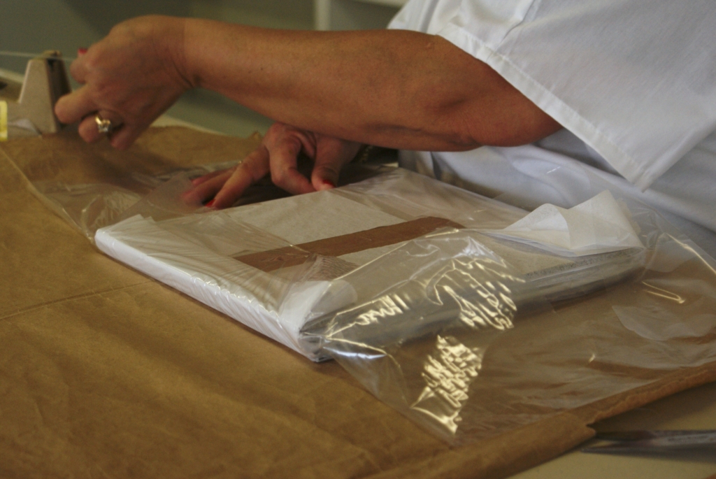 How to Store Table Linens Avoid Wrinkles & Extend Lifespan