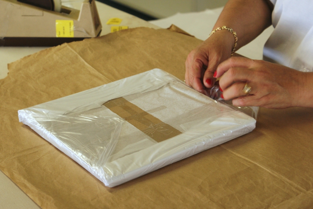 How to Store Table Linens Avoid Wrinkles & Extend Lifespan