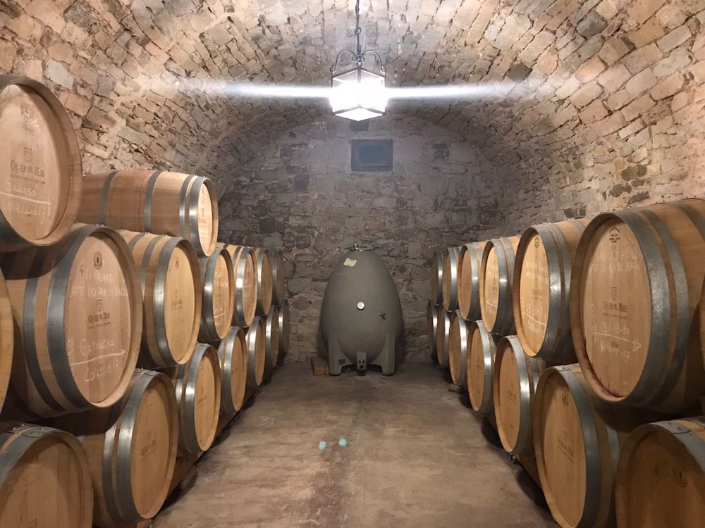 Castlexperience Barcelona Montserrat food and wine tour Barcelona