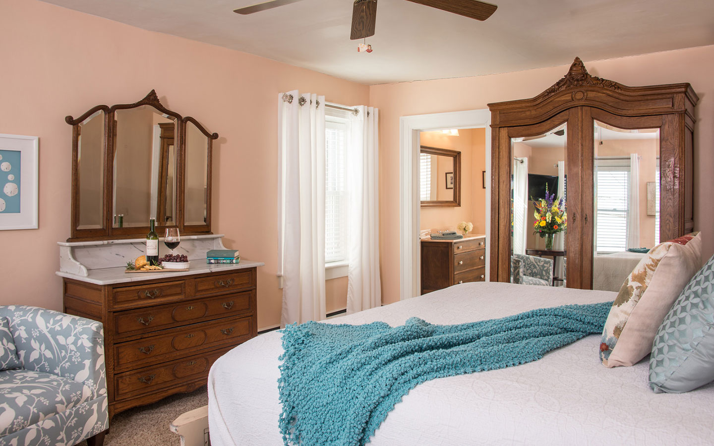 Bed and Breakfast in Erie PA Lake Erie Wine Country B&B