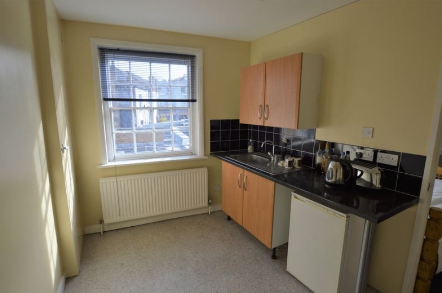 Development Opportunity in Central Tunbridge Wells Bardens Estates