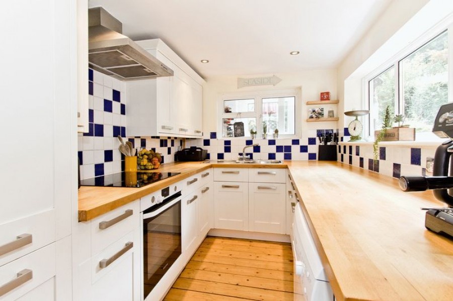 Recently Refurbished 3 Bedroom Victorian Cottage with Amazing Views