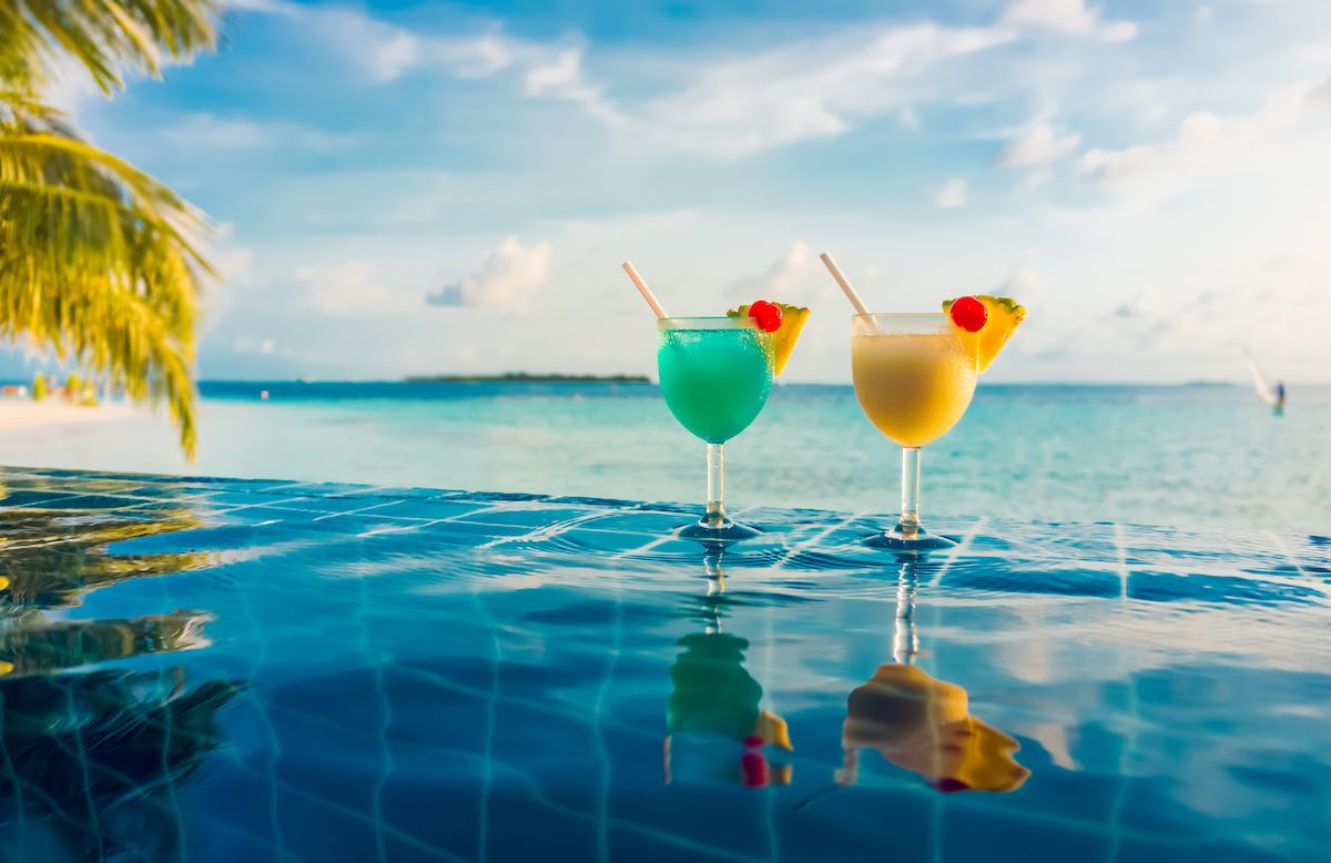 Rezept des Swimming Pool Cocktail Geschichte und Tipps