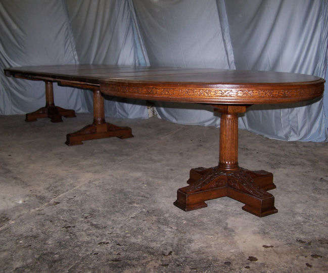 Bargain John's Antiques Antique Large Oval Oak Dining Table Expands