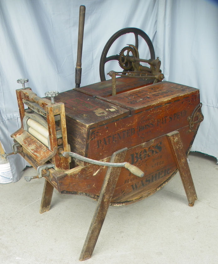 Bargain John's Antiques Antique The Boss Number 32 Wooden Washing