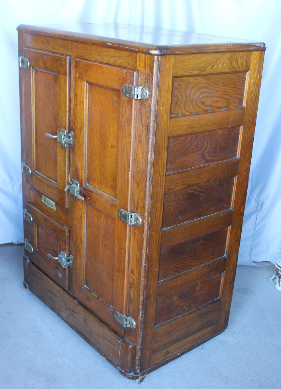 Bargain John's Antiques Oak triple door Leonard Ice Box Porcelain
