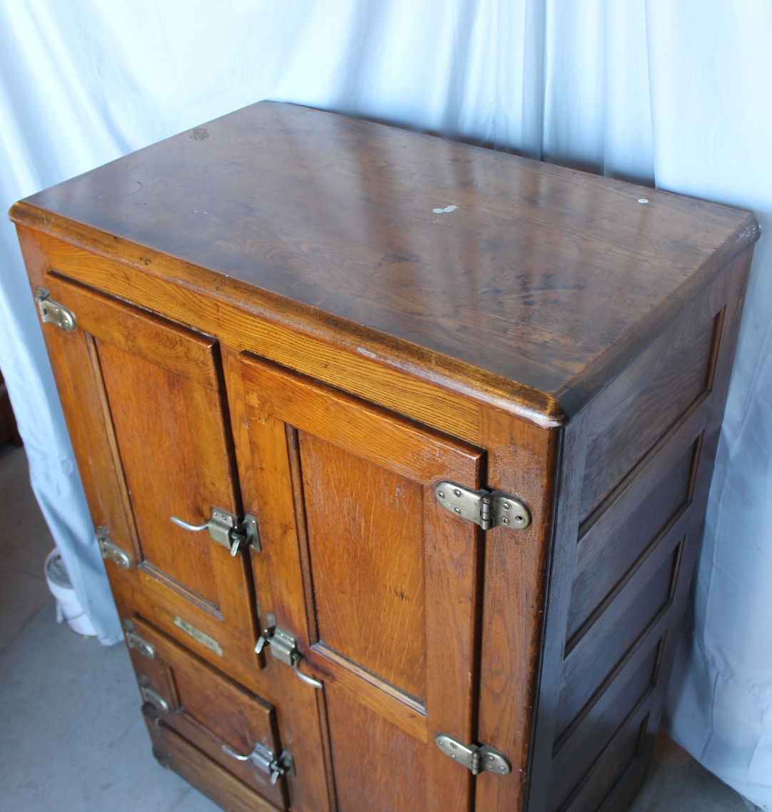 Bargain John's Antiques Oak triple door Leonard Ice Box Porcelain