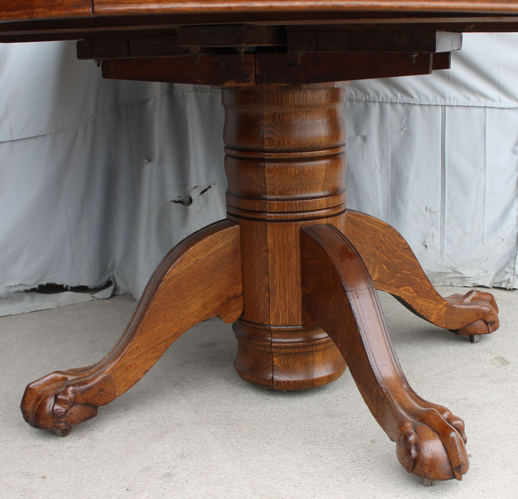 Bargain John's Antiques Round Oak Dining Table claw feet 52" 2