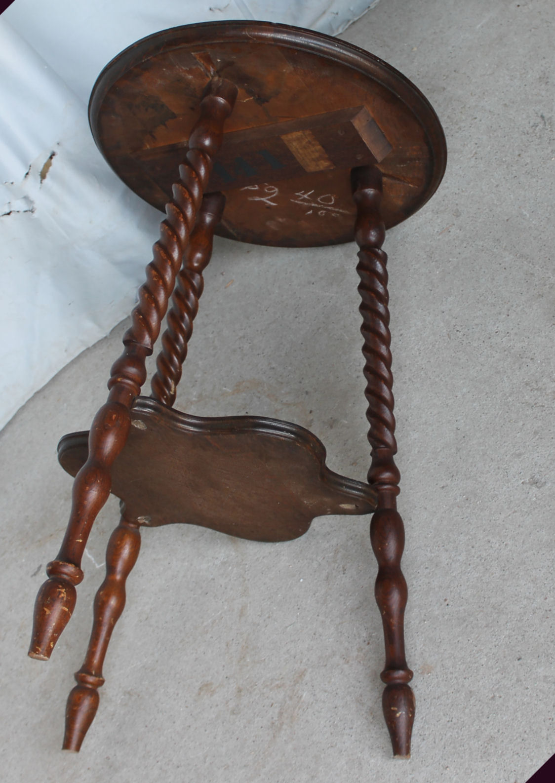 Bargain John's Antiques Oak Lamp Table spiral turned legs Patended