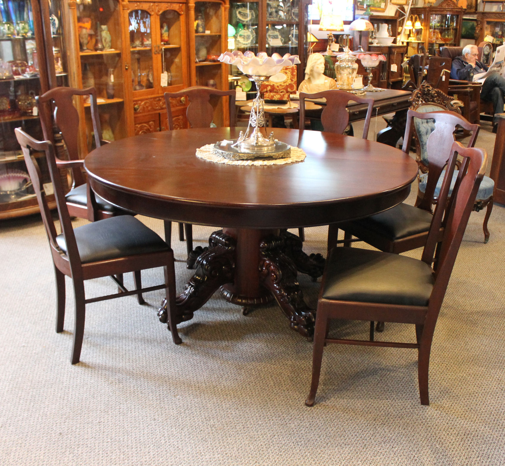 Bargain John's Antiques Antique Mahogany Round Dining Table 60