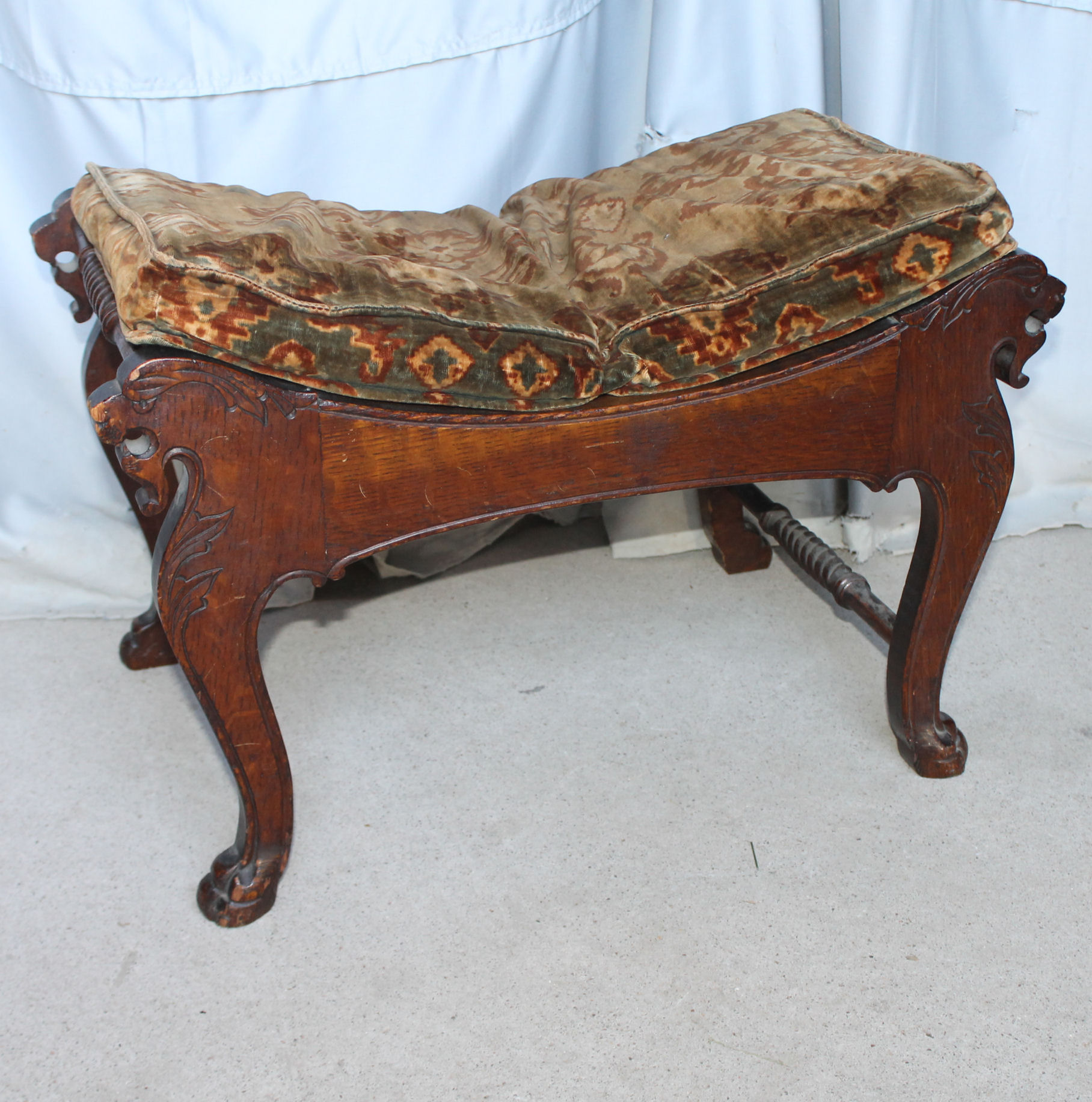Bargain John's Antiques Victorian Oak lion head claw feet Ottoman