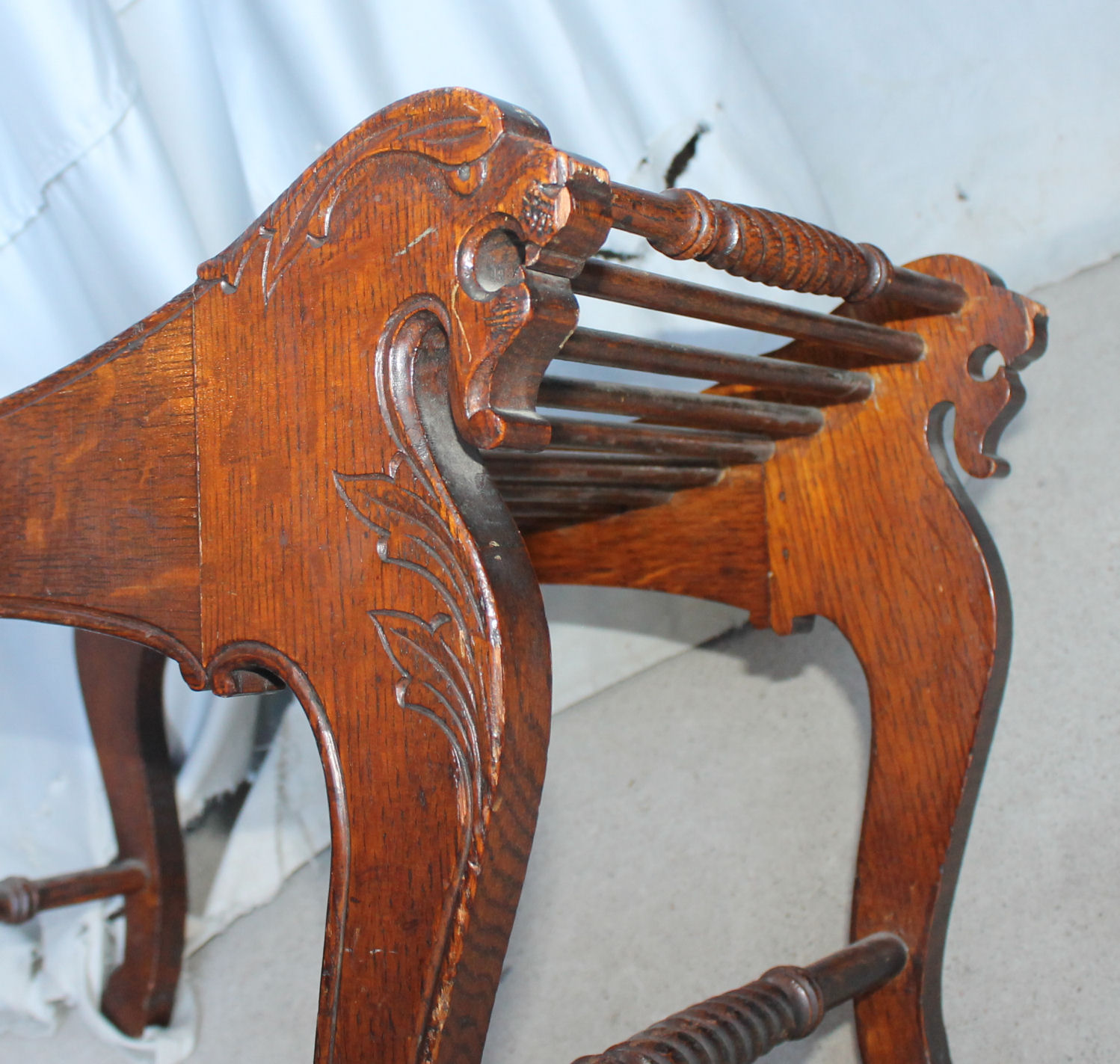 Bargain John's Antiques Victorian Oak lion head Claw feet Ottoman