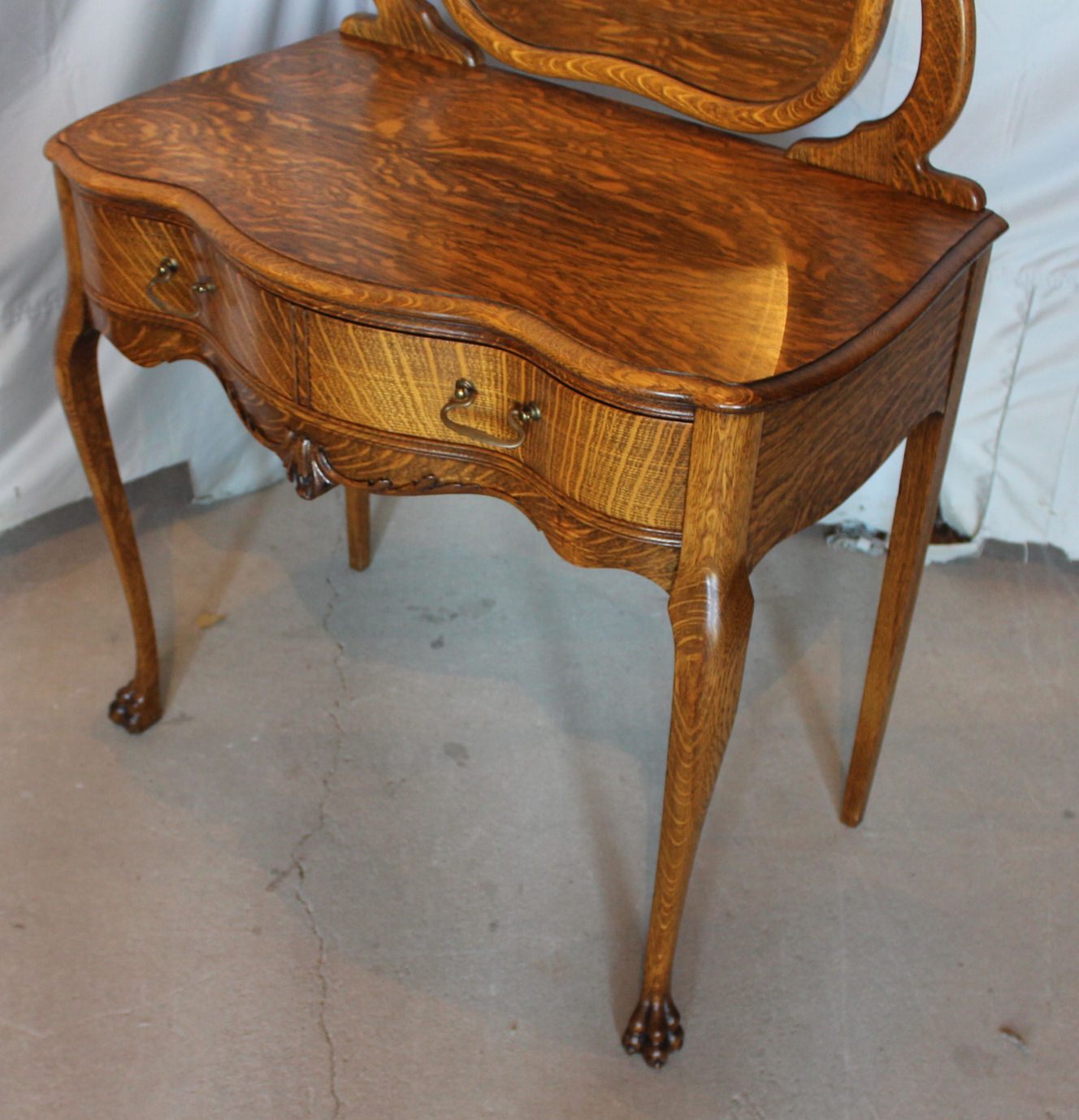 Bargain John's Antiques Antique Oak Vanity with Claw Feet Beveled