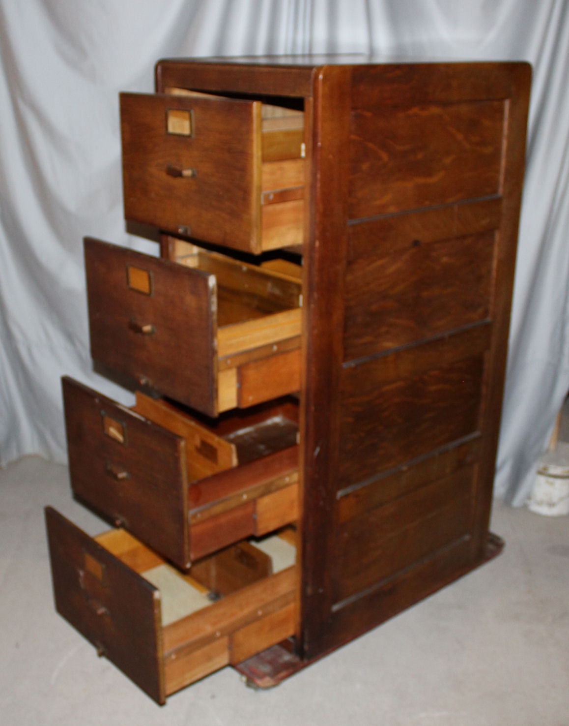 Bargain John's Antiques Antique Oak four drawer legal size File