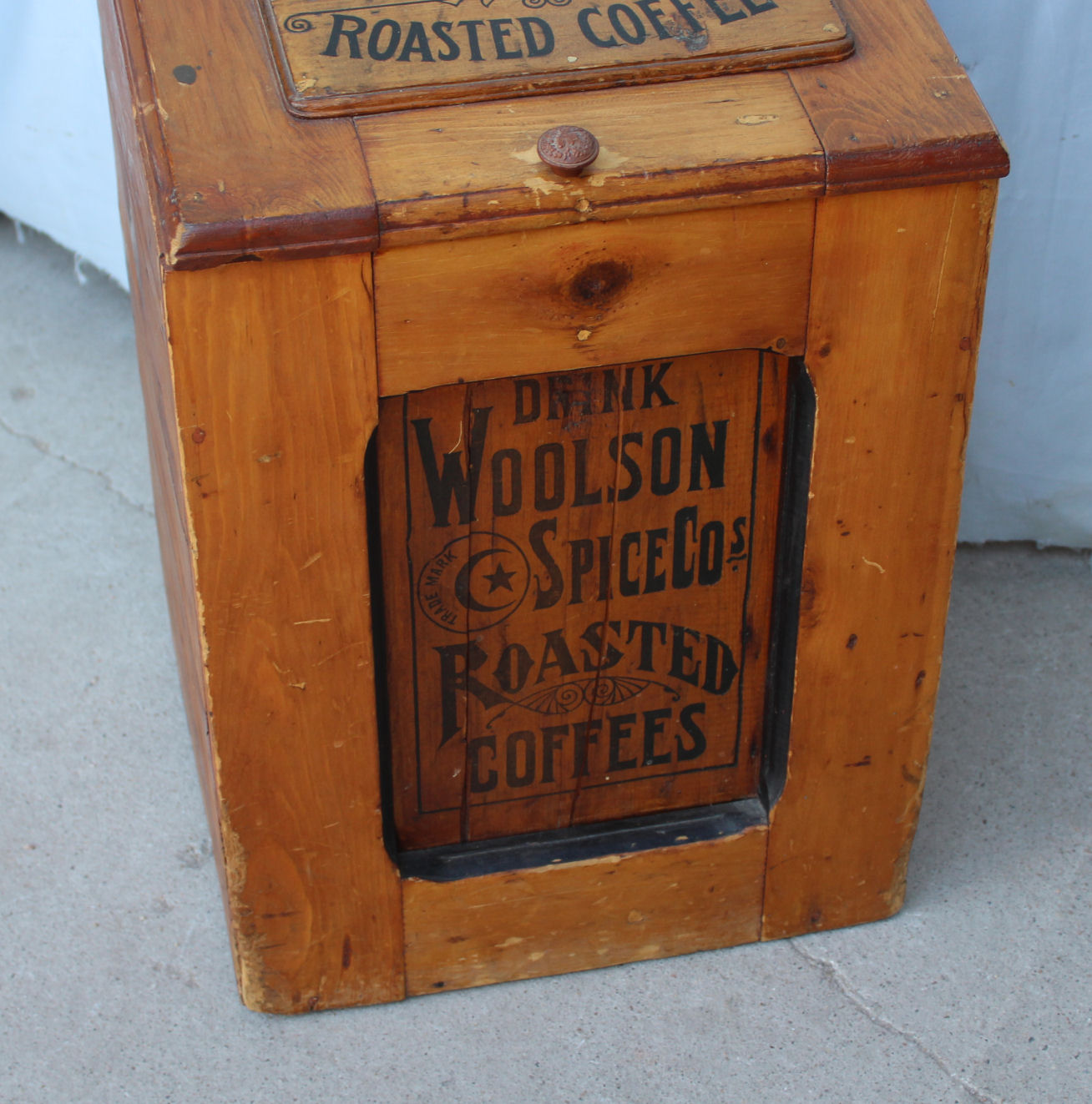Bargain John's Antiques Antique Country Store Wooden Coffee Box