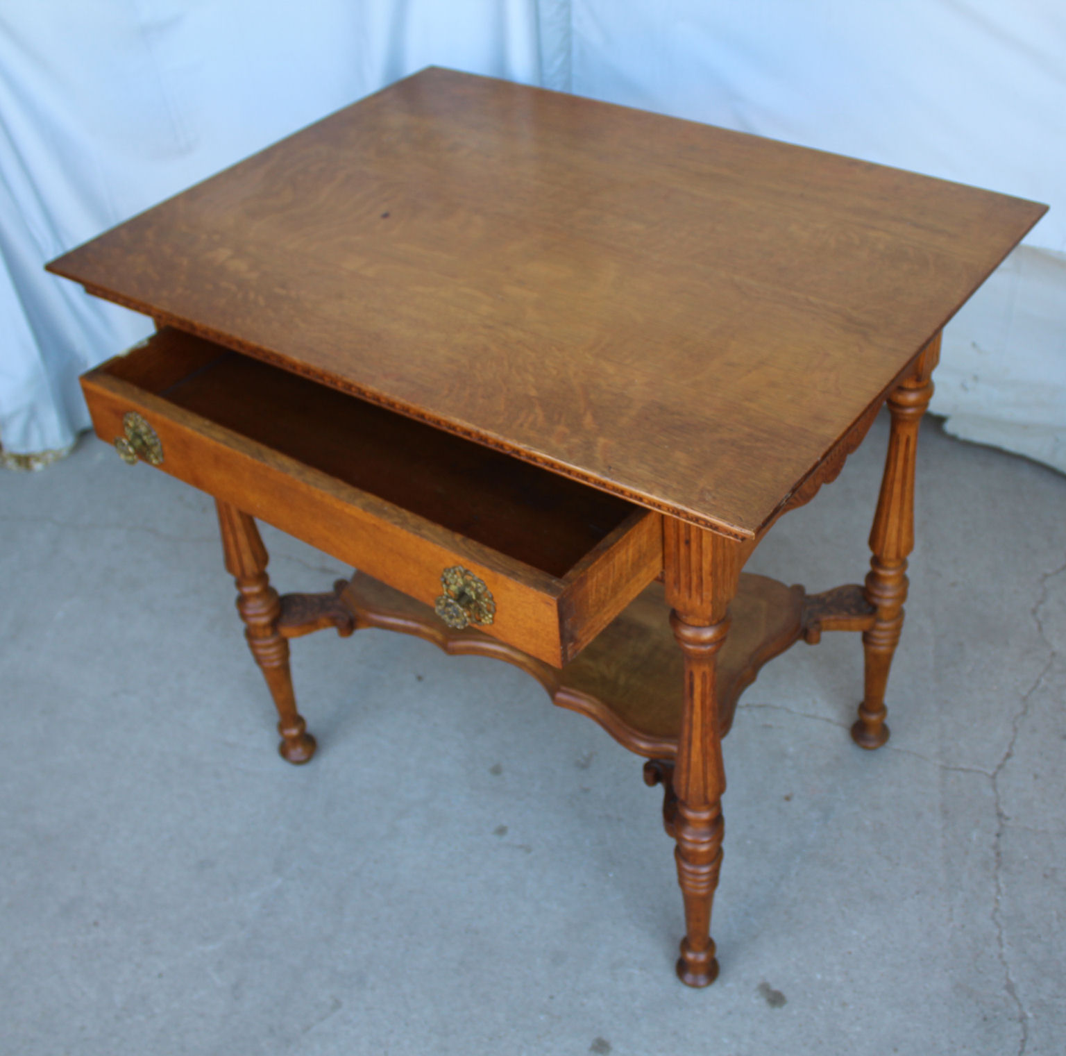 Bargain John's Antiques Antique Quarter Sawn Oak Library Table