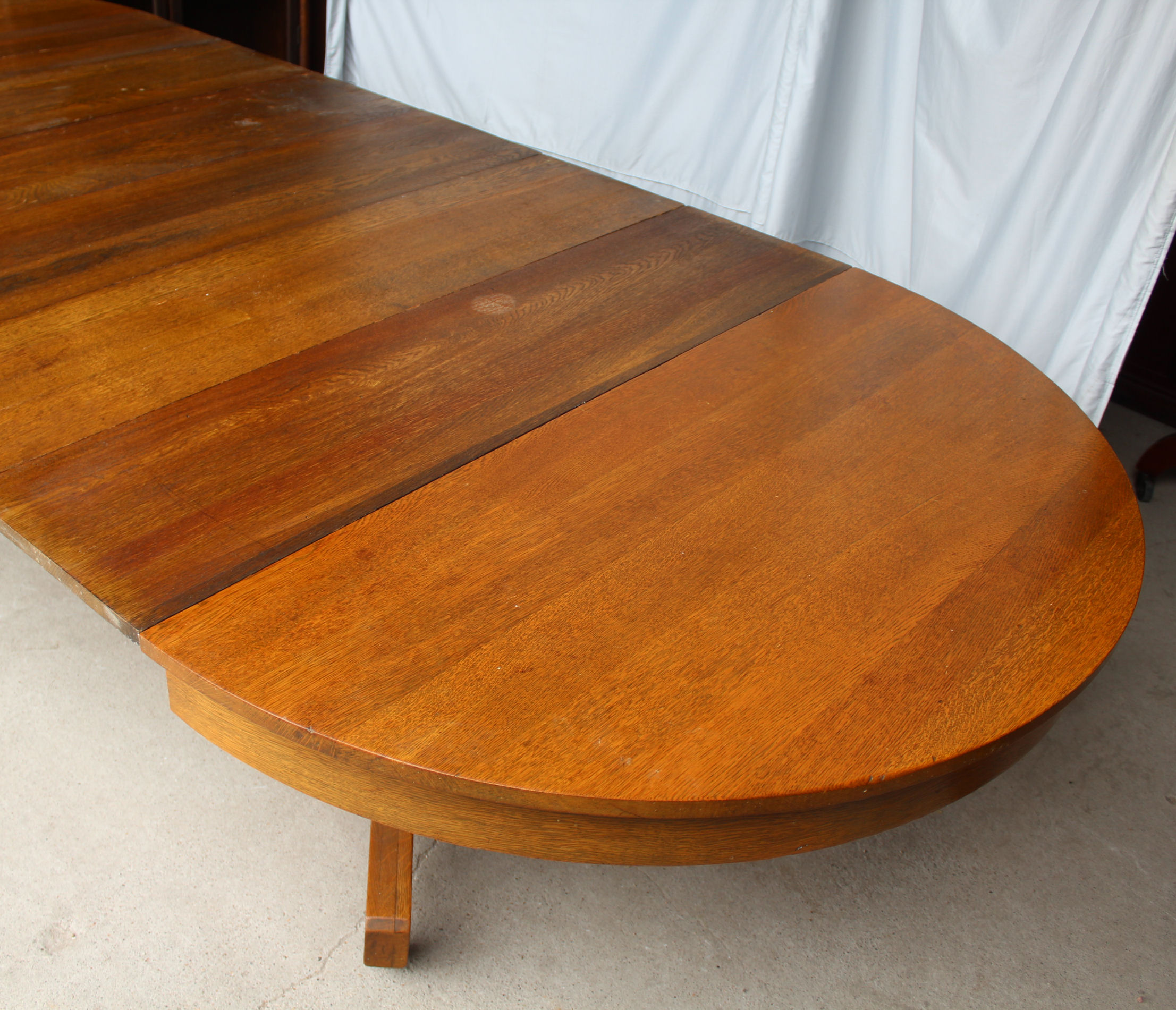 Bargain John's Antiques Antique Mission Round Oak Dining Table 6