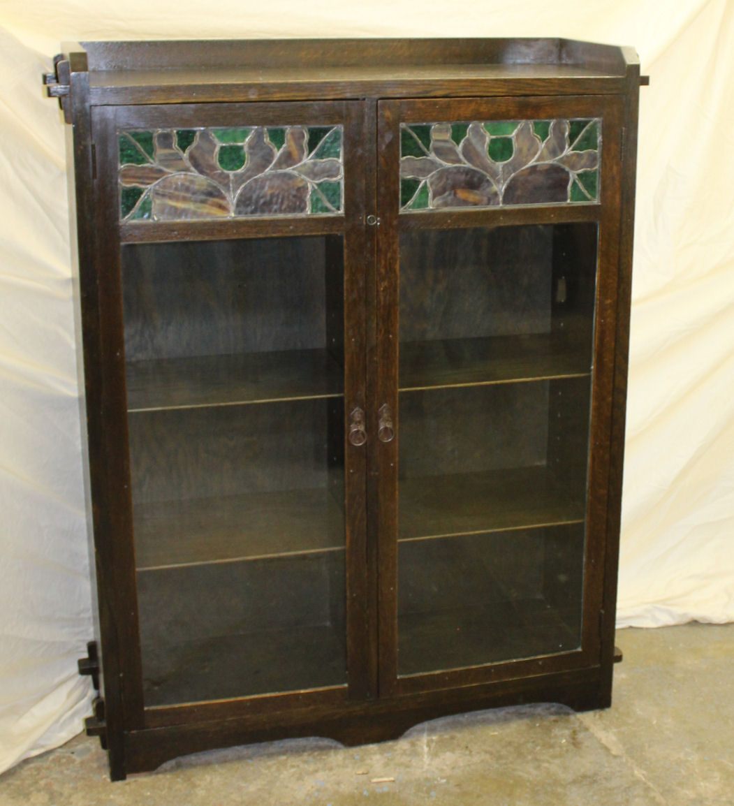 Bargain John's Antiques Antique Mission Oak Floral Stain and Leaded