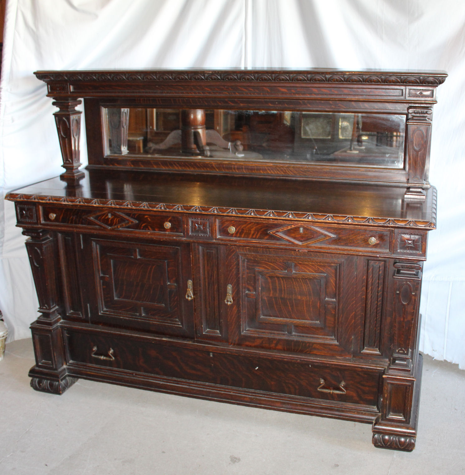 Antique Quarter Sawn Oak Sideboard Bargain John's Antiques Antique quarter sawn Oak Sideboard Buffet