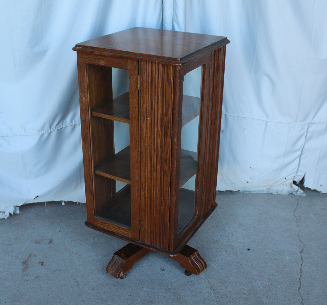 Bargain John's Antiques Antique Oak Small Enclosed Revolving Bookcase