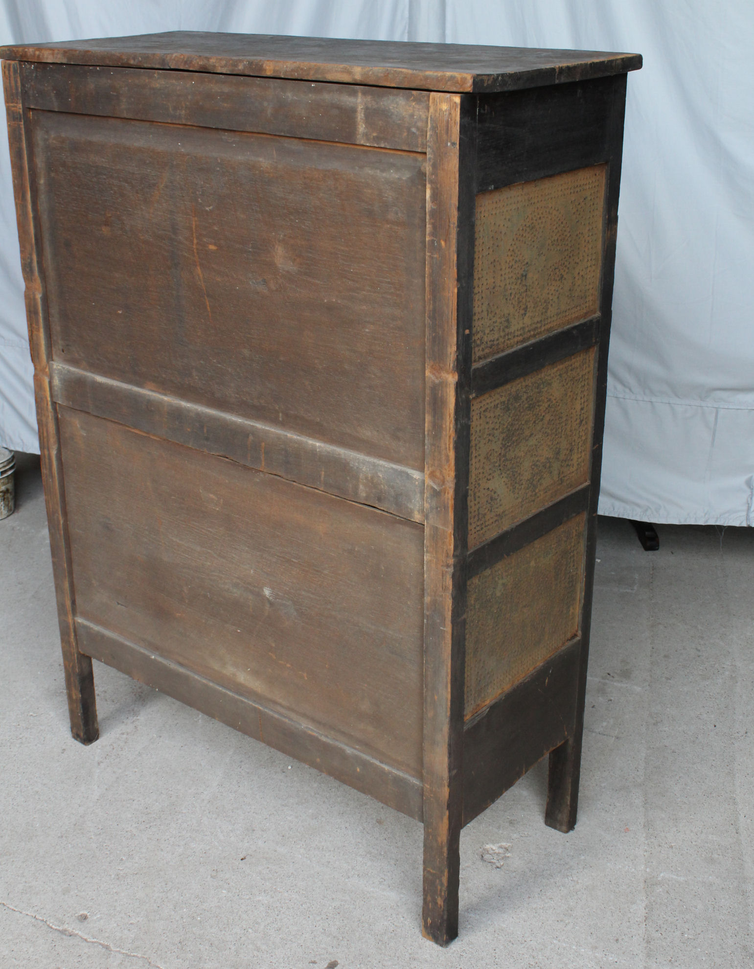 Bargain John's Antiques Antique Pie Safe with 12 tin pierced