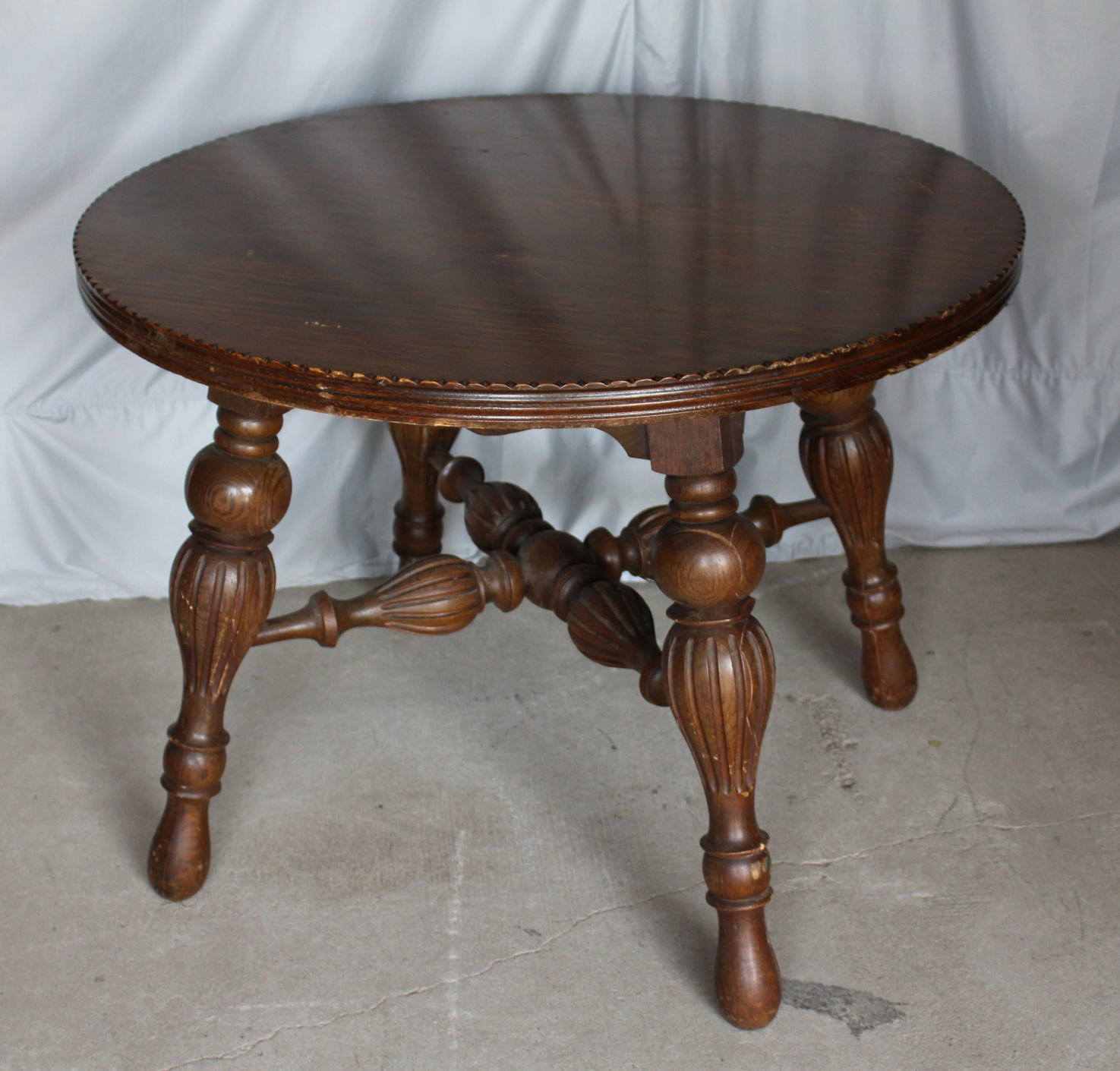 Bargain John's Antiques Antique Oak Small Pub or Game Table Stylish