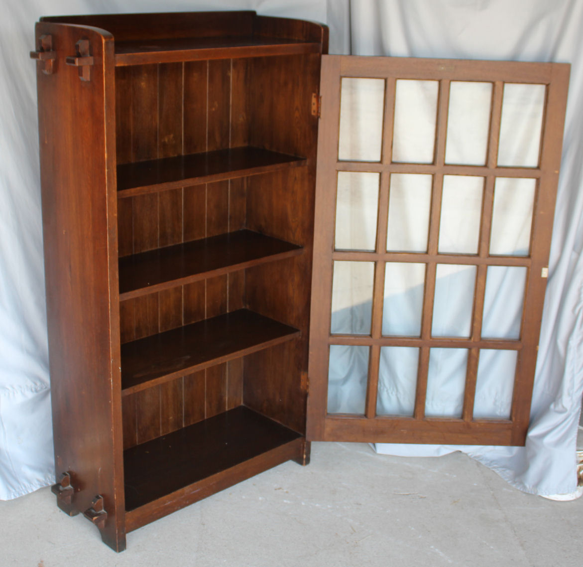 Bargain John's Antiques Antique Mission Arts and Crafts Oak Bookcase only 30 inches wide L