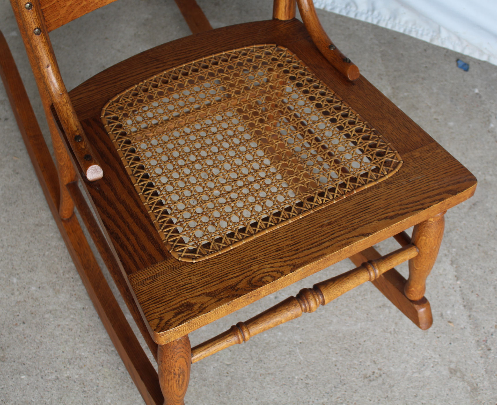 Antique Sewing Rocker With Drawer Bargain John's Antiques Antique Oak Sewing Rocker Bargain John's