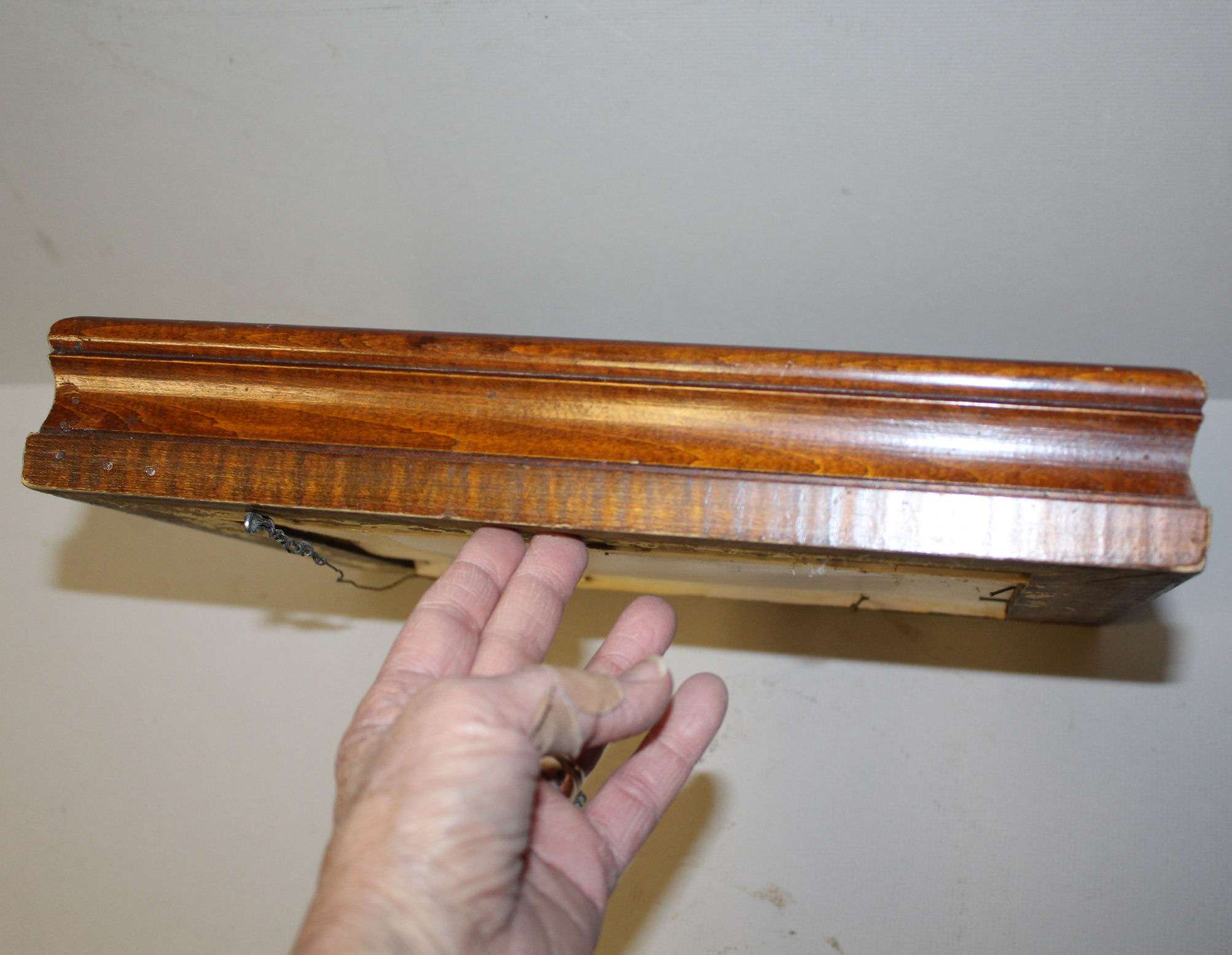 Bargain John's Antiques Antique Walnut Victorian Picture Frame 8" X